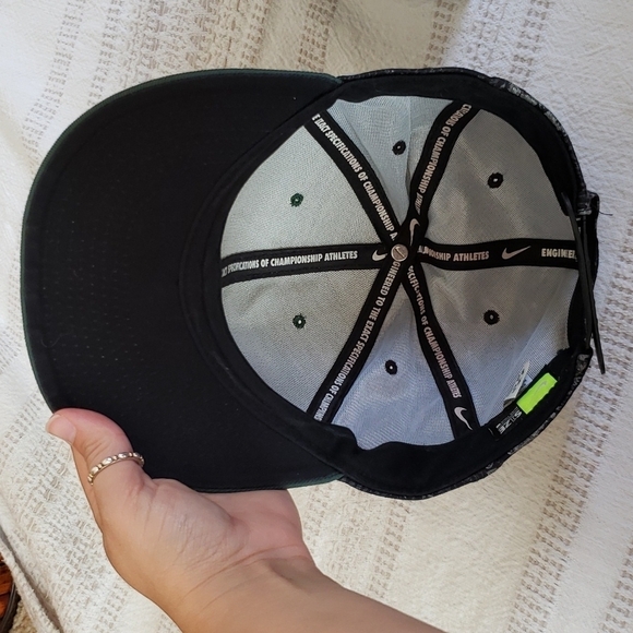 Nike Michigan State Spartans baseball hat, one size, snap back. - Picture 5 of 6